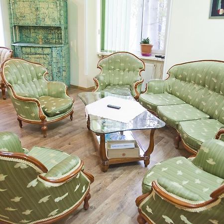 Lucky Travelers Room Tbilisi Exterior foto