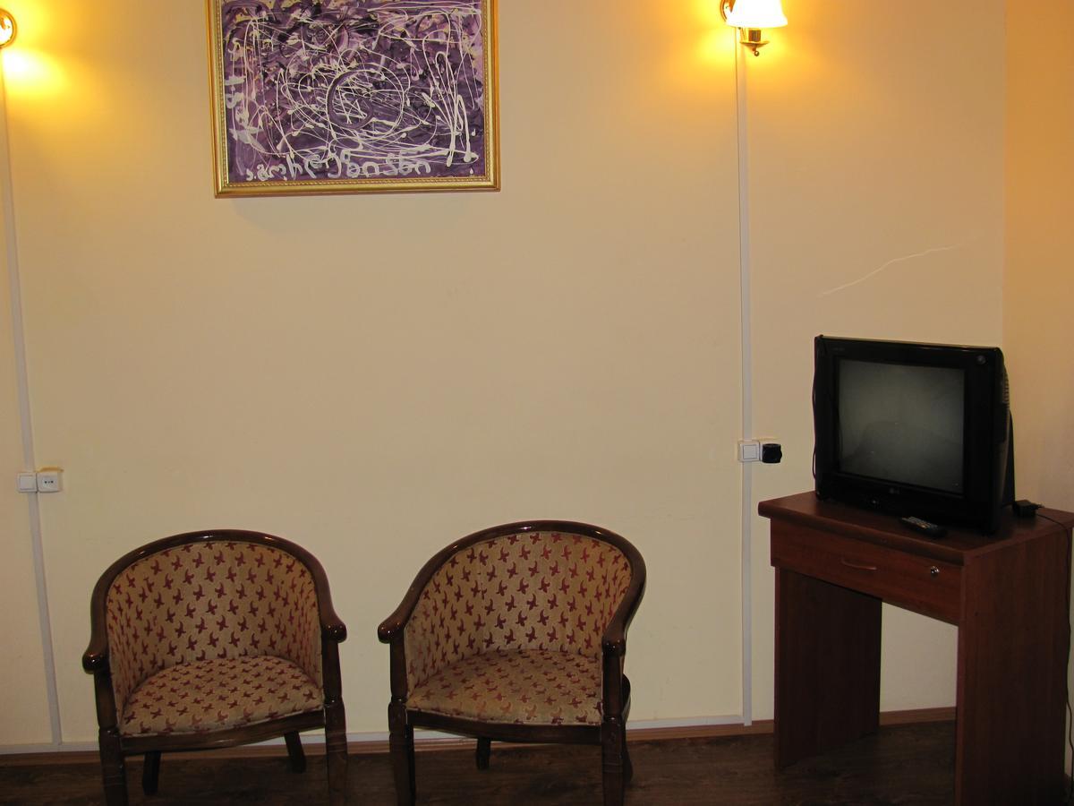 Lucky Travelers Room Tbilisi Exterior foto